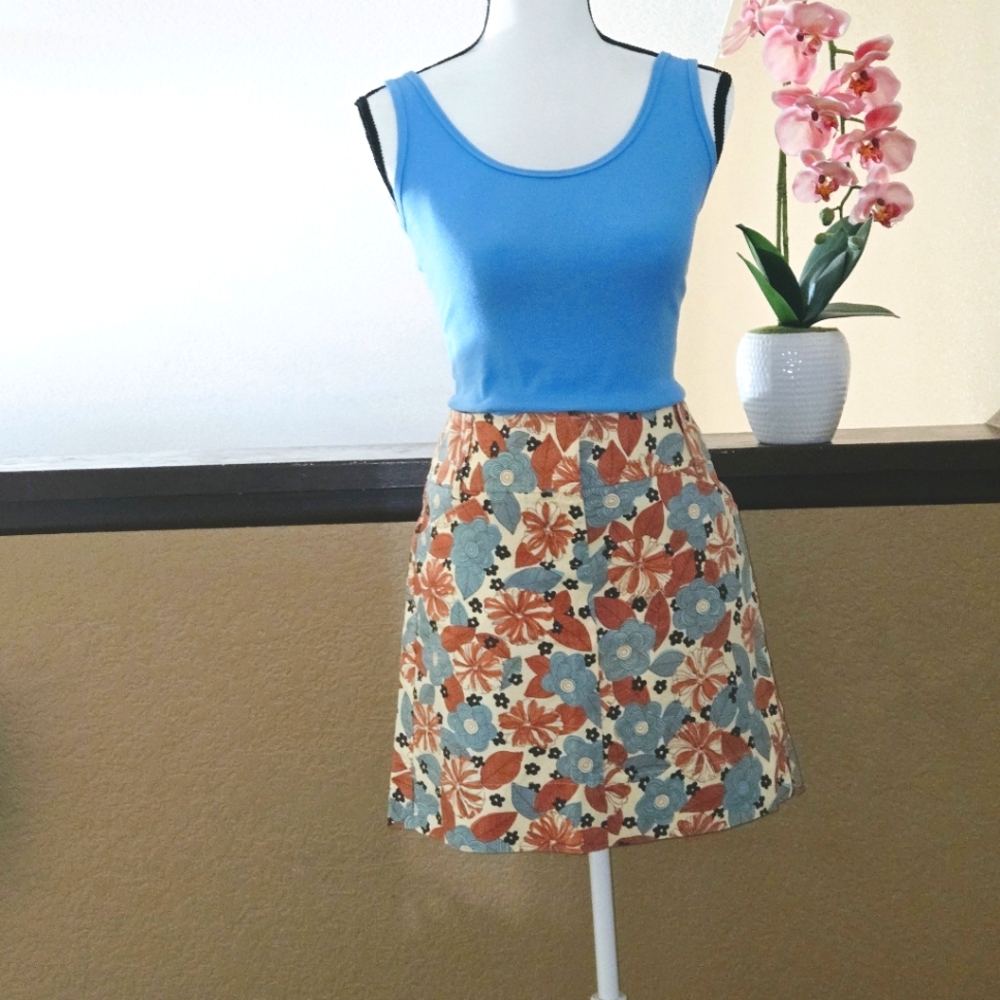 NWT Ann Taylor LOFT Floral Skirt – Size 4 – Spring/Summer